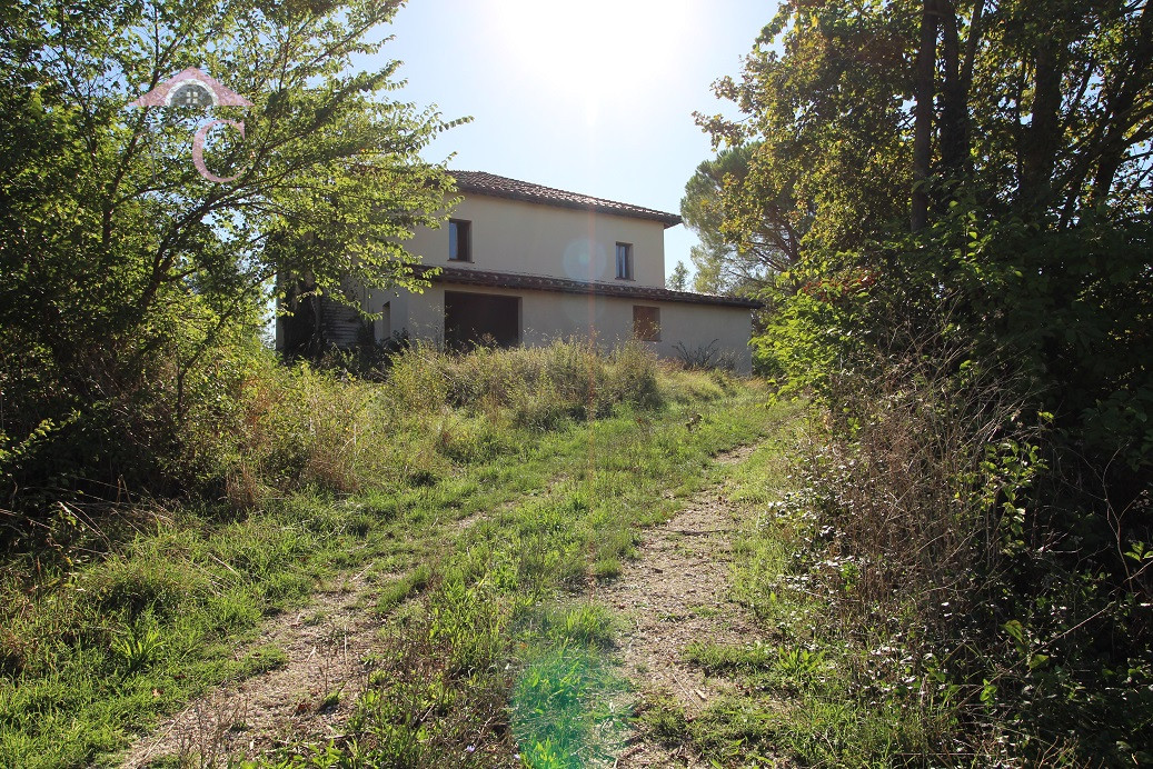 casale con terreno-vista panoramica-narni-terni- 12.png